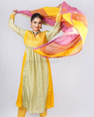 Gotta  Embellish Suit Set