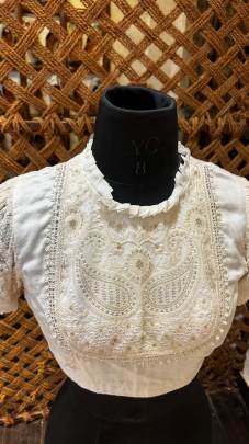 Off White lucknowi patch Work Blouse