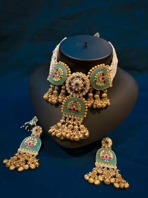 Rajwadi neckpiece