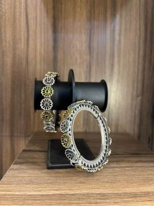 Oxidized silver bangels