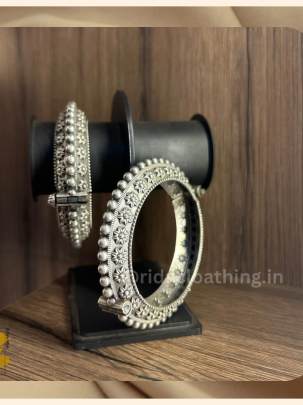Silver Oxidized  bangels 