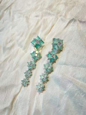 Stunning stone earrings 